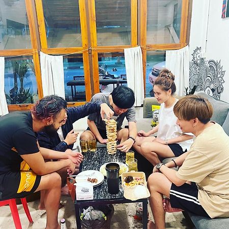 Together Backpackers Hostel Τσιανγκ Ράϊ Εξωτερικό φωτογραφία